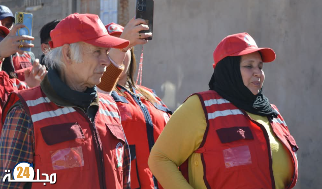 الفنانة أمينة أشاوي تقود قافلة تضامنية نحو دواوير بتالوين