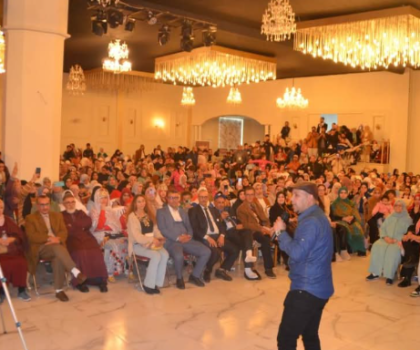 حسن أمالــي يحيي سهرة فكاهية بالدار البيضاء