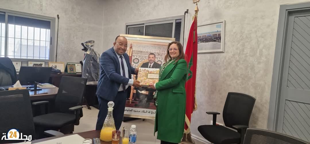 الدار البيضاء : لقاء مشترك لتنزيل إتفاقية الشراكة بين جامعة الحسن الثاني و المندوبية العامة لإدارة السجون و إعادة الإدماج و مؤسسة محمد السادس