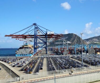 تفاصيل الحكم على مستخدم ب”طنجة ميد” متورط في ملف للتهريب الدولي للمخدرات