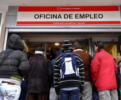 الكونغرس الإسباني يصوت على مقترح لتسوية أوضاع مهاجرين سريين من بينهم مغاربة