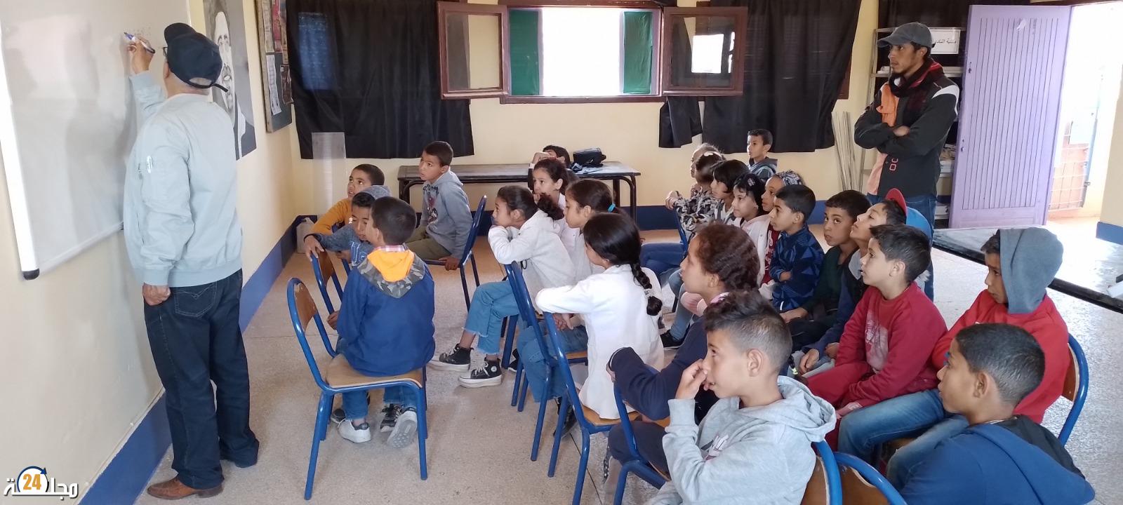 السيناريست بلعيد أكريديس يلقن الشباب أساسيات السيناريو