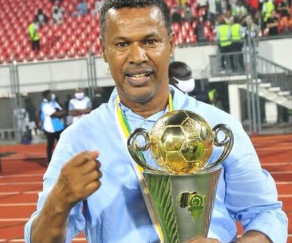 عودة الشابي لتولي قيادة الرجاء حتى نهاية الموسم