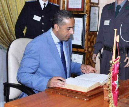 ترقية استثنائية لموظف شرطة في الدار البيضاء بعد تعرضه لحادثة سير عمدية أثناء أداء مهامه