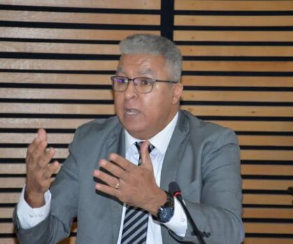 رئيس المجلس الإقليمي لبنسليمان: “حل أزمة النقل العمومي مشروع وطني بعيد عن المزيدات السياسة”