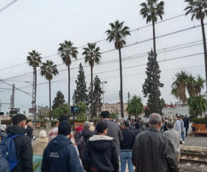 تأخر القطار يثير استياء مسافرين بسطات