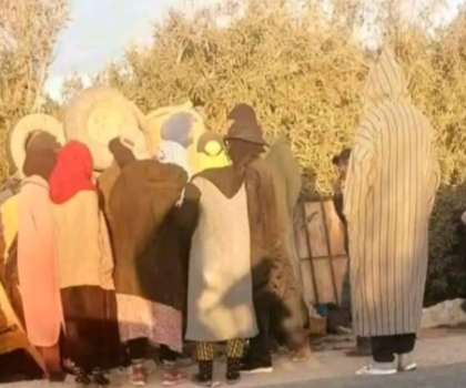 إصابة 5 عمال أفارقة ومغربيين في حادثة سير خطيرة بجماعة آيت عميرة