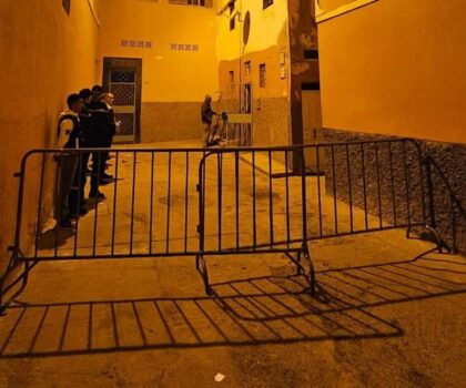 انهيار جزئي لمنزل في آيت ملول والسلطات تتدخل لتأمين المكان