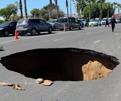 عاجل انهيار جزئي بالطريق الرابط بين بنسركاو وأكادير يهدد سلامة المواطنين