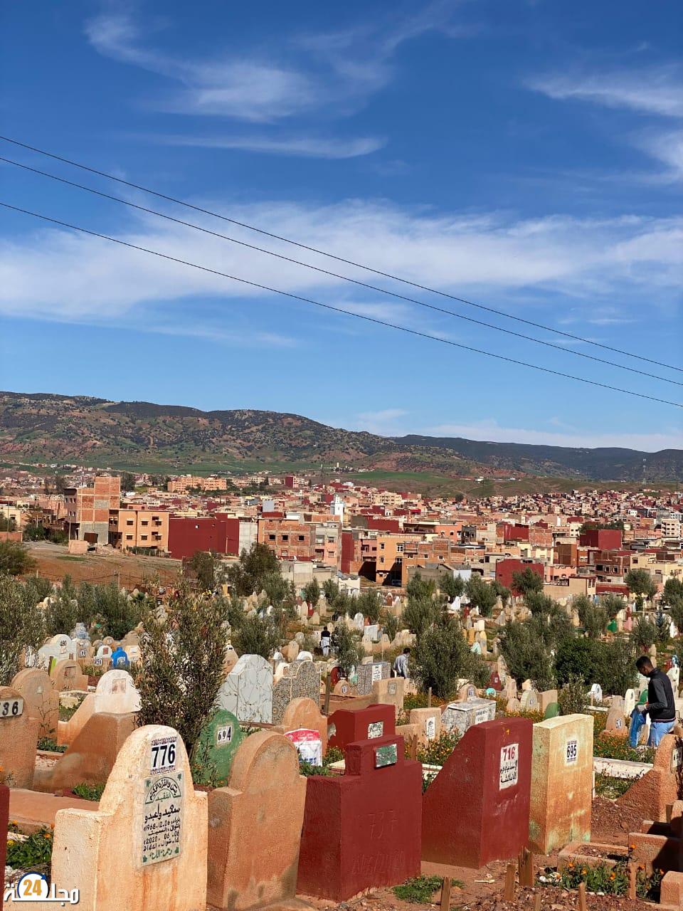 منظمة التعاون للتربية و التنمية فرع خنيفرة ينظمون حملة ل “تنظيف مقبرة احطاب ” بمدينة خنيفرة