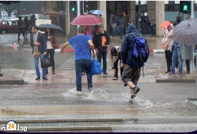 نشرة إنذارية..تساقطات ثلجية وأمطار قوية مرتقبة بعدد من مناطق المملكة