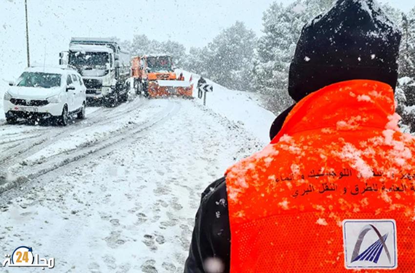 نشرة إنذارية من المستوى الأحمر.. تساقطات ثلجية وأمطار عاصفية ورياح قوية من السبت إلى الاثنين