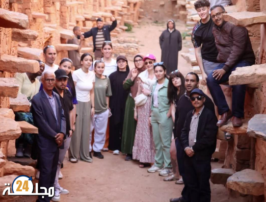 وفد طلابي من مدرسة ESPS الفرنسية في ضيافة بوليد بالمعلمة السياحية “إكودار إكونكا”