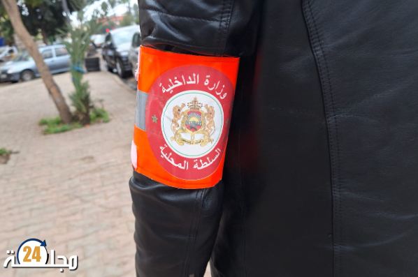 سطات..أعوان السلطة بالملحقة الادارية الاولى يعتمدون شارات تعريفية وصفارات لتنظيم الأمن المحلي