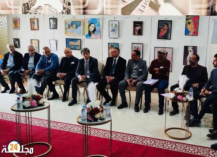 أكاديمية جهة فاس مكناس تنظم ورشة مواكبة وتيسير لفائدة مديرات ومديري مؤسسات التفتح الفني للتربية والتكوين