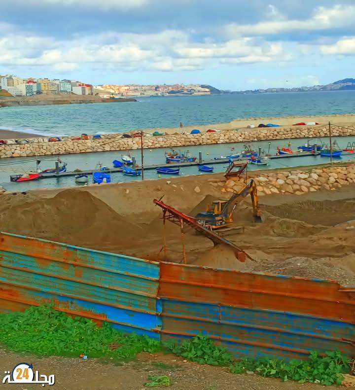 رمال ميناء الفنيدق و مرتيل ثروة تُستخرج في صمت… فمن المستفيد؟