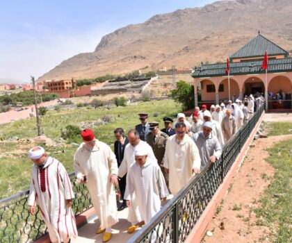 عامل إقليم تيزنيت يزور الموسم الديني “للاتعزة تاسملالت” في نسخته الربيعية