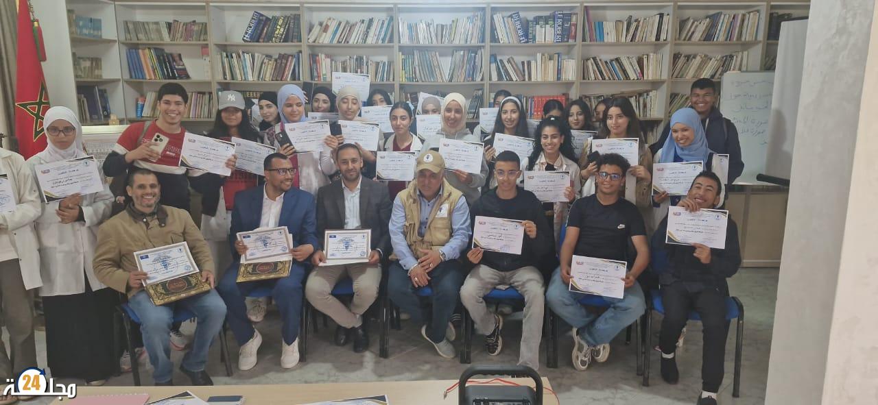 الصحفي أمين خالد يؤطر ورشة تكوينية وتدريبية في مجال صحافة الموبايل