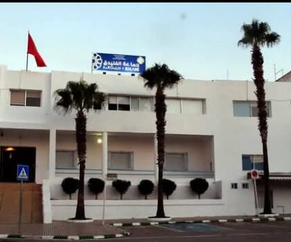 الفنيدق مستشار من المعارضة يفتح النار بصمت الكلمات… فهل من مجيب؟