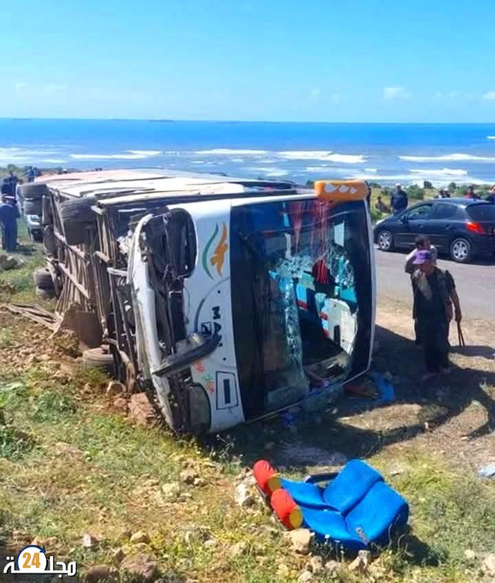 انقلاب حافلة بضواحي الجديدة يخلف مصابين ويكشف واقع البنية الطرقية المهترئة لطريق الموت “الجهوية 301”
