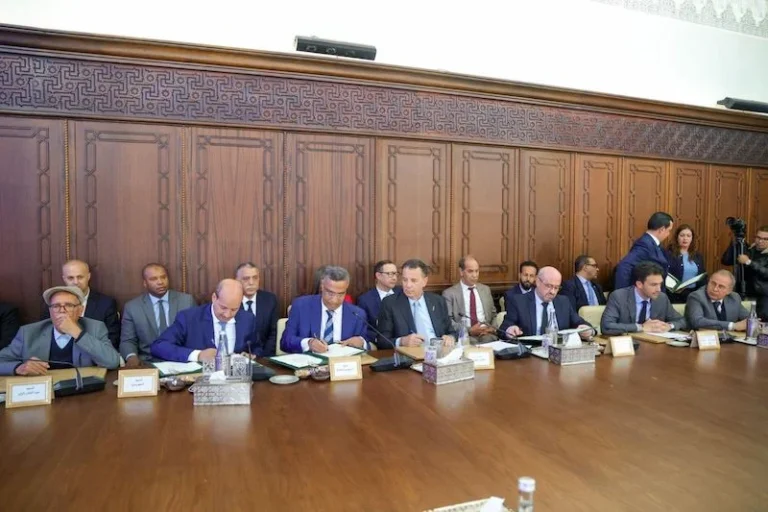 الحوار الاجتماعي..المركزيات النقابية تعوّل على جولة أبريل لحسم الملفات العالقة