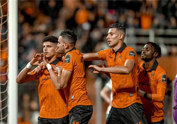 نهضة بركان تبلغ نهائي كأس الكاف رغم الهزيمة أمام شباب قسنطينة