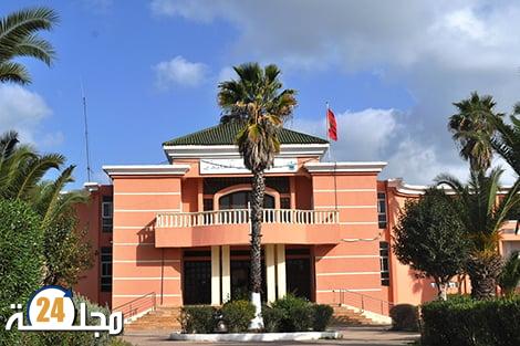 سطات : هل يتحرك عامل الإقليم لوقف العبث؟ النائب الرابع بجماعة سيدي العايدي يتقاضى تعويضا عن مهام لا يقوم بها!