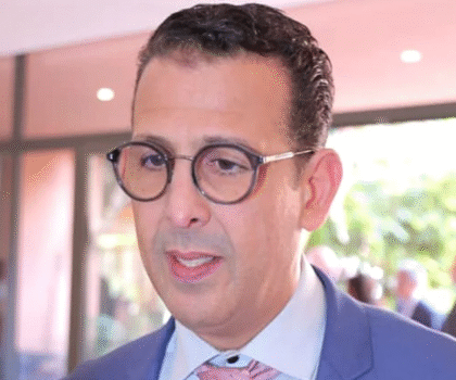 إغلاق الحدود في وجه مصطفى لخصم ومتابعته بشبهة اختلاس وتبديد أموال عمومية