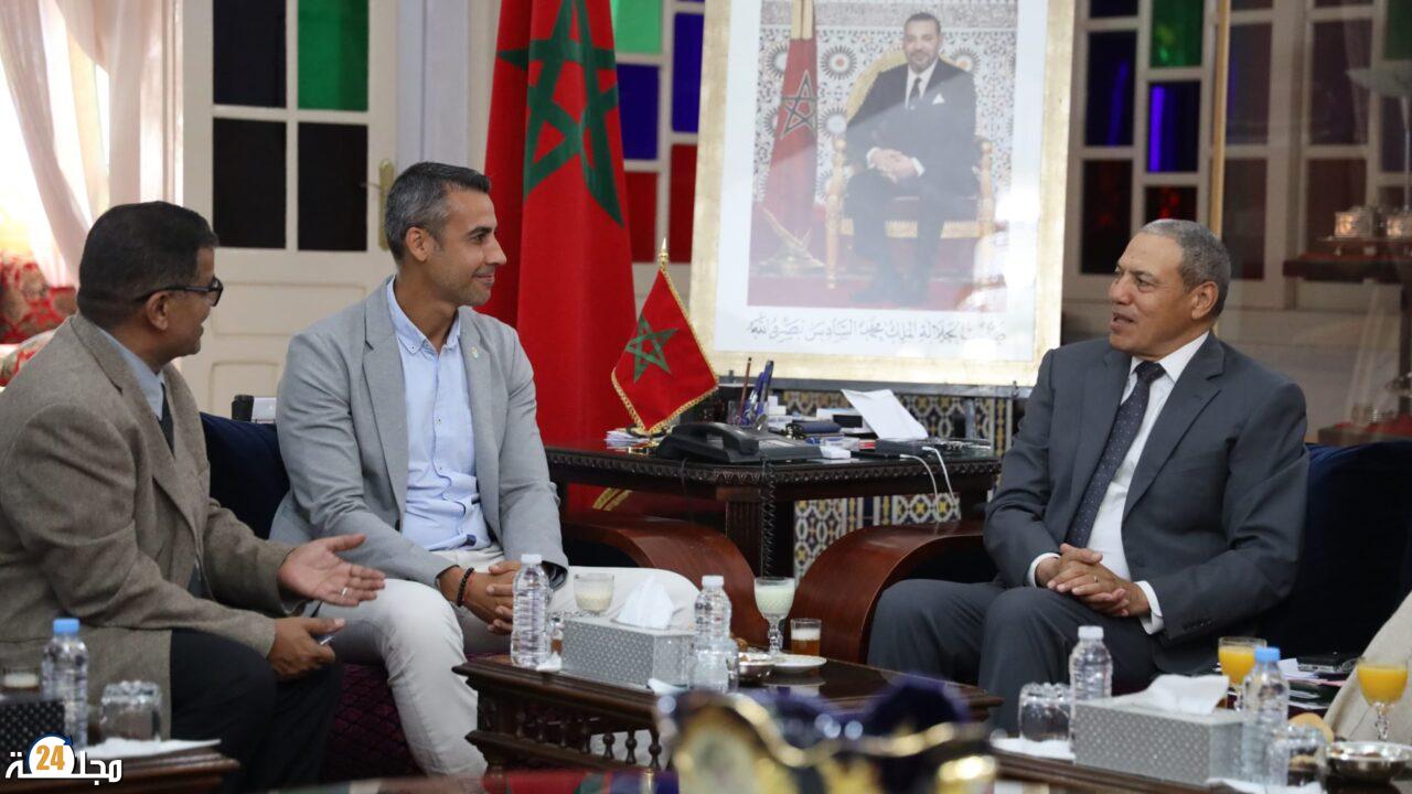 تعزيز الانفتاح الإسباني على الصحراء المغربية.. وفد من جزر الكناري يشيد بزخم التنمية في الداخلة