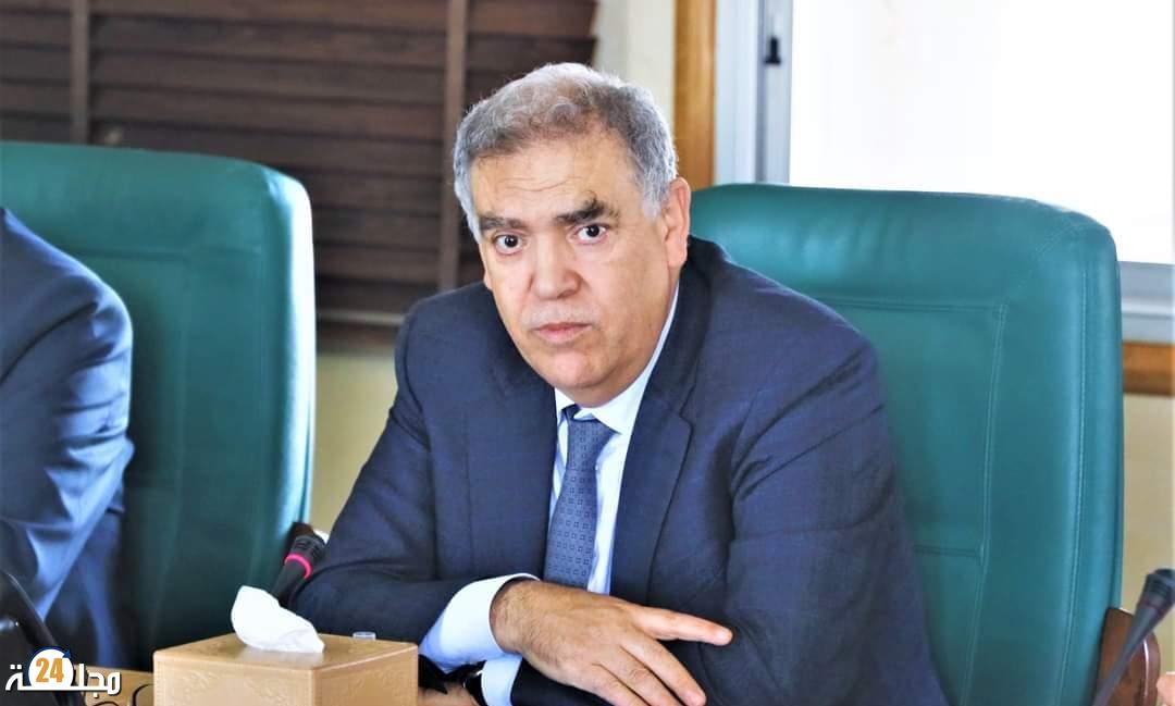 الداخلية تفتح تحقيقات حول اختلالات في نزع الملكية وتفويت الأملاك الجماعية