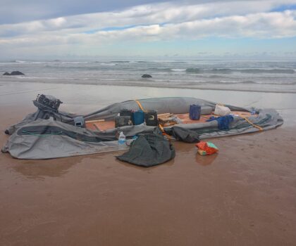 الدرك الملكي بميراللفت يحبط محاولة هجرة سرية ويحرق قاربا قبل انطلاقه نحو أوروبا