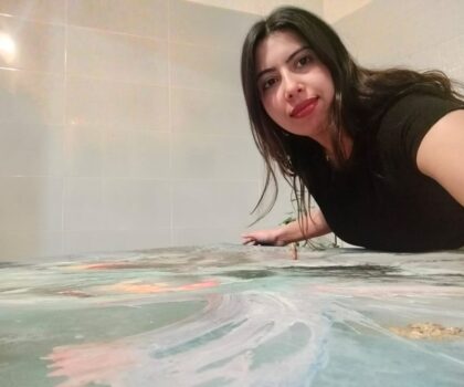 الفنانة سناء قرواش.. سيدة الألوان التي تبوح بما تعجز عنه الكلمات