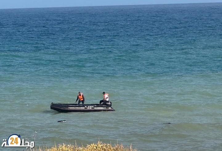 العثور على جثة تطفو فوق مياه شاطئ بوينطي نيݣريطو بالفنيدق وسط غموض يلف ظروف الوفاة