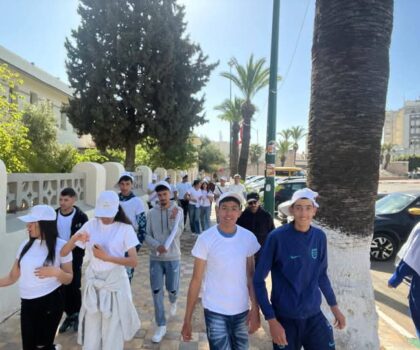 مديرية مكناس : مواصلة مشاركة تلاميذ مركز الفرصة الثانية الجيل الجديد في عملية “من الطفل إلى الطفل”. في عدة مؤسسات تعليمية بمكناس