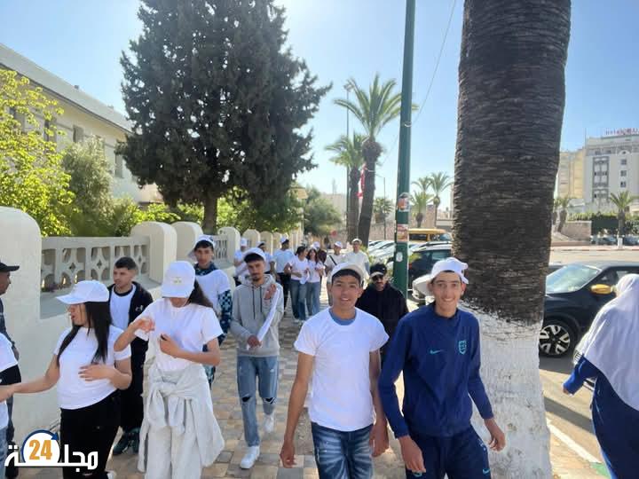 مديرية مكناس : مواصلة مشاركة تلاميذ مركز الفرصة الثانية الجيل الجديد في عملية “من الطفل إلى الطفل”. في عدة مؤسسات تعليمية بمكناس