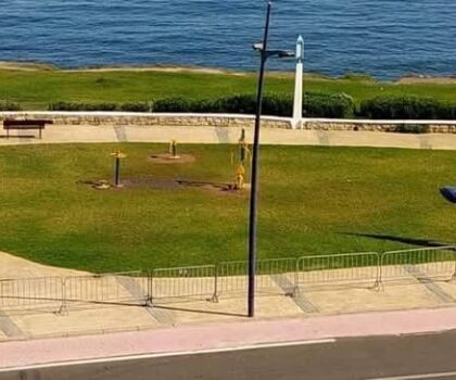 ساكنة الفنيدق تطالب برفع الحصار عن شواطئها وتشديد المراقبة وسط البحر بدل تحويل المدينة إلى منطقة طوارئ..