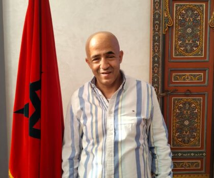 انتخابات عصبة فاس مكناس لكرة القدم: بوعاز يعقد اجتماعاً حاشداً ويَعِد بمقر جديد من ماله الخاص