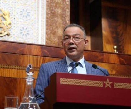 فوزي لقجع: الوضع المالي بالمغرب متحكَّم فيه.. وموارد الميزانية تسجل دينامية تصاعدية