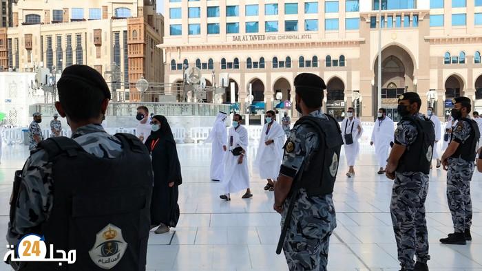 السعودية..إيقاف عشرات الحجاج تسللوا إلى مكة عبر الصحراء