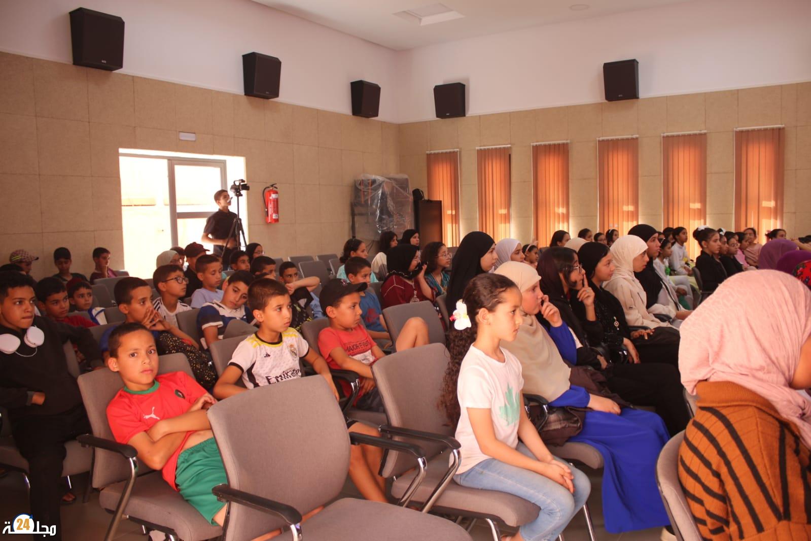 مهرجان ثقافي يجمع التلاميذ والمثقفين بمركز التنشيط الثقافي بالأخصاص