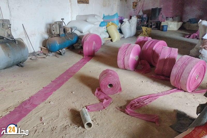 أكياس البلاستيك.. حملة مداهمات واسعة ضد المصانع السرية بضواحي الدار البيضاء