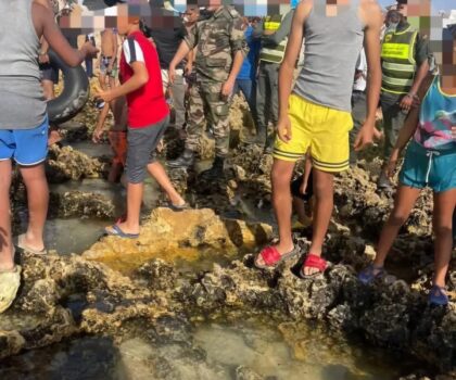 الجديدة: أخر كلامه”كي غادي ندير ليك آبنيتي”..أب يفقد حياته غرقا لإنقاذ طفلته بشاطئ مولاي عبد الله