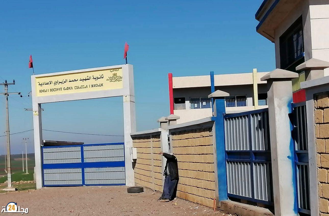 صرخة من التوالث بإقليم سطات: تلاميذ بدون ماء، رياضة ولا أمل في متابعة الدراسة الثانوية