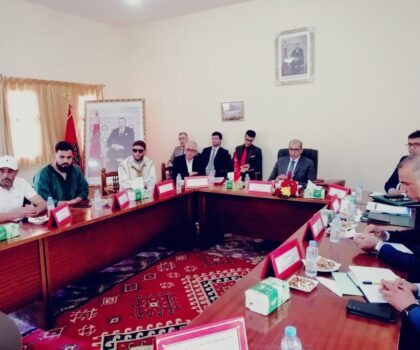 من السهل إلى الجبل.. عامل الإقليم يواصل لقاءاته التواصلية بجماعة آيت امزال