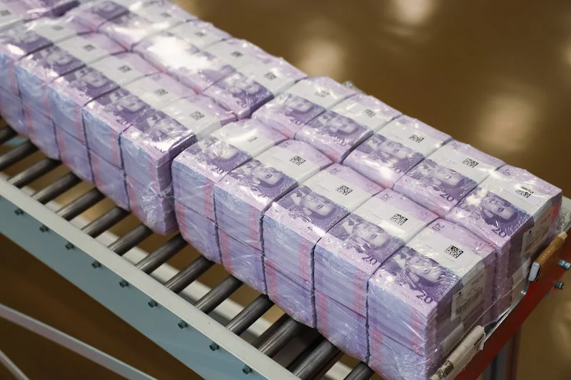 تهريب أموال وتملص ضريبي.. رجال أعمال مغاربة تحت مجهر مكتب الصرف