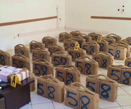 توقيف كنديين بمطار محمد الخامس متورطين في شبكة دولية لتهريب المخدرات