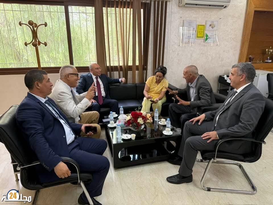 برلمانيون من إقليم سطات في زيارة مفاجئة لمستشفى الحسن الثاني ويطالبون بتدخل عاجل لوزير الصحة