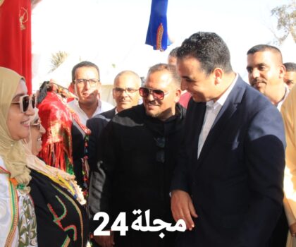 في قلب إنشادن.. وزير الحكومة يشيد بالصناعة التقليدية ويدعو لدعم الحرفيين
