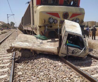 حادثة مروعة بين قطار وسيارة “هوندا” بمدينة خريبكة، والسائق يُنقل في حالة حرجة إلى المستعجلات