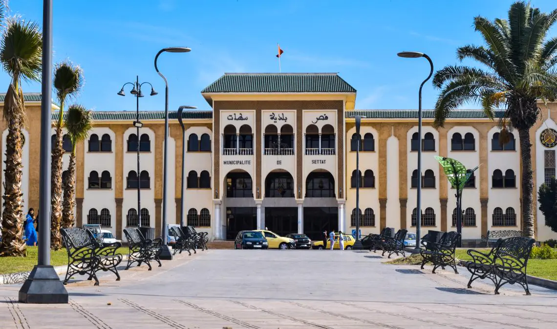 سطات: إطلاق أشغال كبرى لصيانة الطرق بـ380 مليون سنتيم تشمل أحياء وشوارع استراتيجية